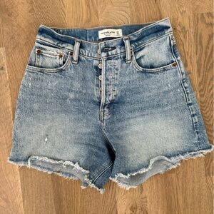 A&F The Dad Short High Rise